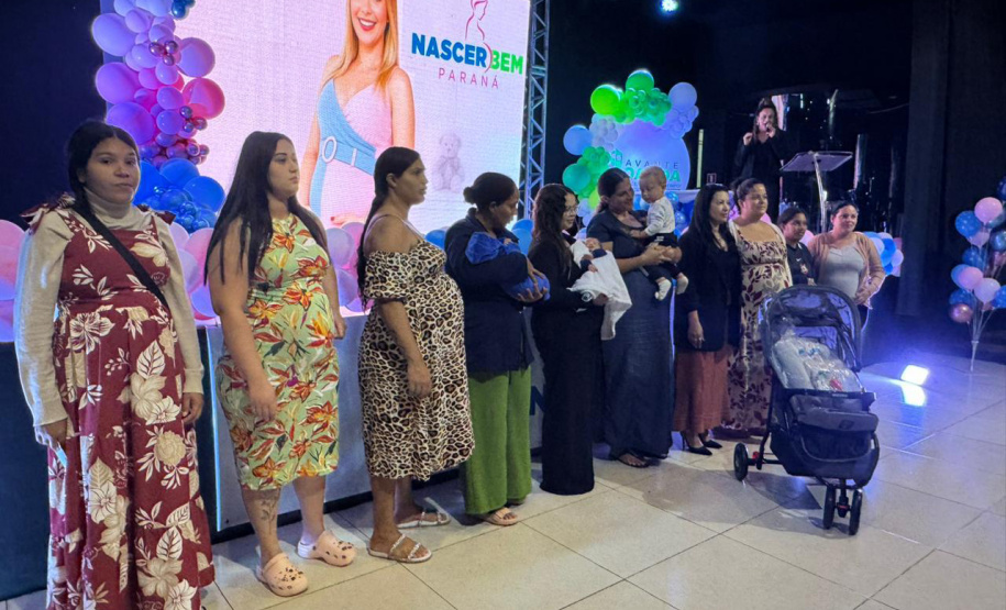 SEDEF - Governo entrega os primeiros kits para recém-nascidos do Programa Nascer Bem