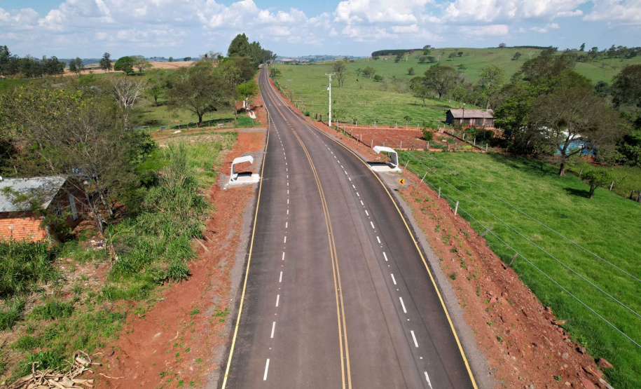 obra de pavimentação de estrada entre Ramilândia e Santa Helena