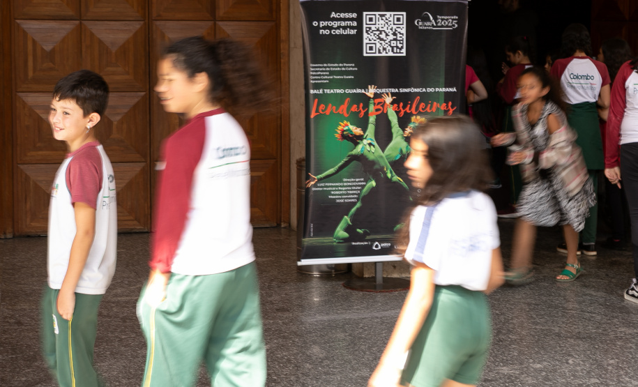 Curitiba, 13 de outubro de 2025 - Entrega da reforma do telhado do Teatro Guaíra / parceria da AUDI - Apresentação de Ballet para 600 crianças de escolas públicas.