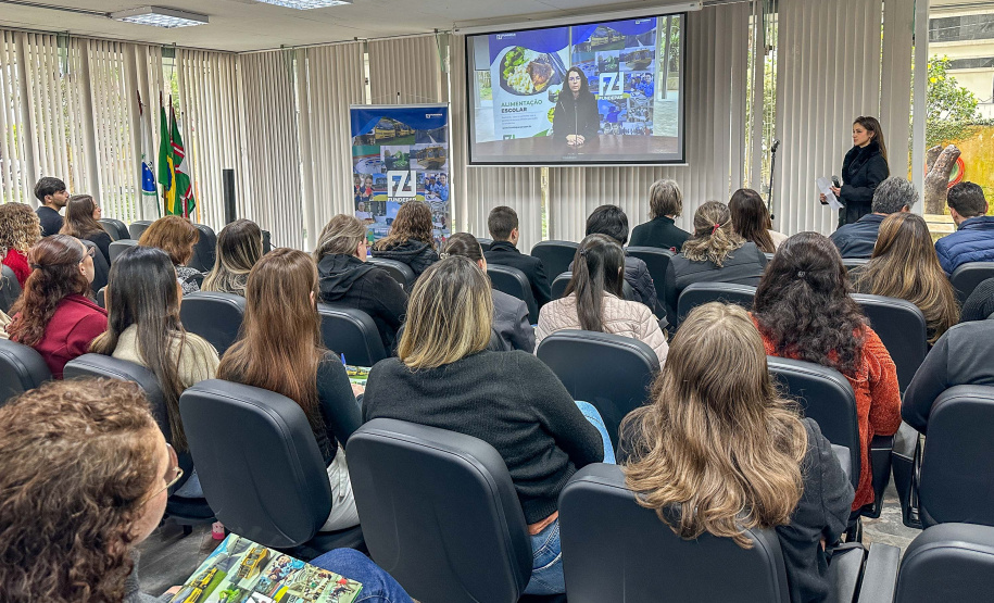 Nutricionistas da rede estadual aprimoram conhecimentos em capacitação do Fundepar