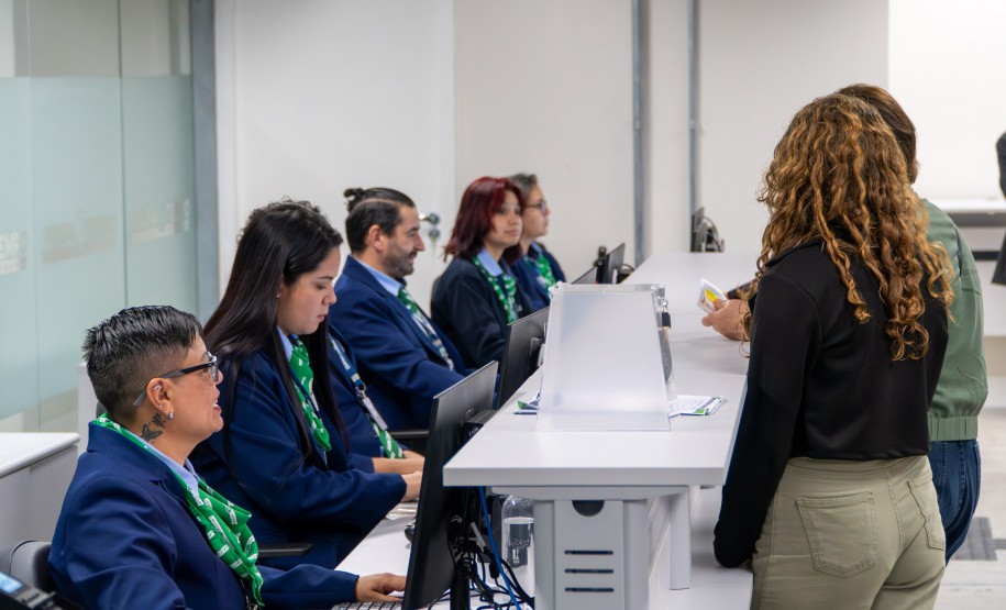 _Administração oferta serviços para população, servidores e órgãos públicos no Poupatempo Paraná