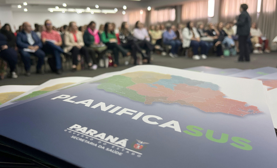 Sesa qualifica mais de 18 mil profissionais pelo PlanificaSUS Paraná em 2025