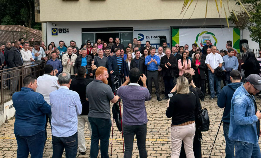 Posto do Detran-PR de Campo Magro foi reinaugurado nesta quarta-feira
