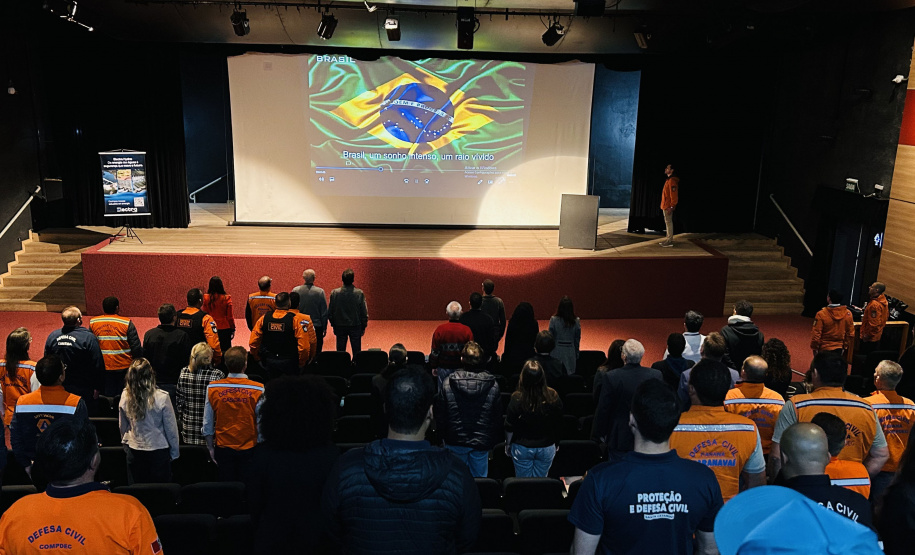 DEFESA CIVIL - 2º Seminário Estadual de Segurança de Barragens