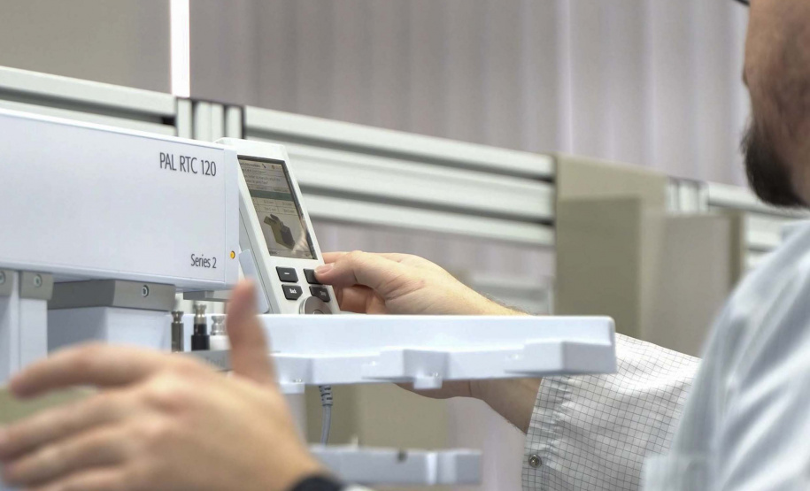 Laboratórios da Sanepar realizam mais de 7,5 milhões de análises por ano