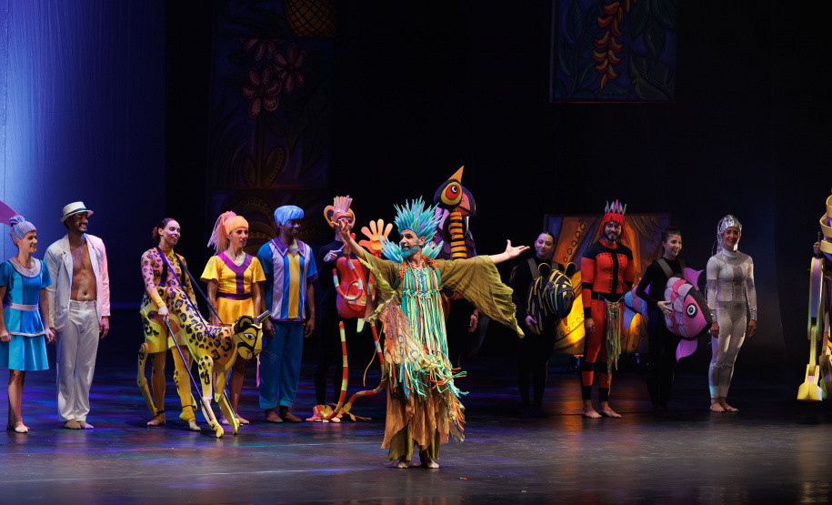 Lendas Brasileiras: crianças se encantam com espetáculo do Balé Teatro Guaíra e Orquestra Sinfônica do Paraná