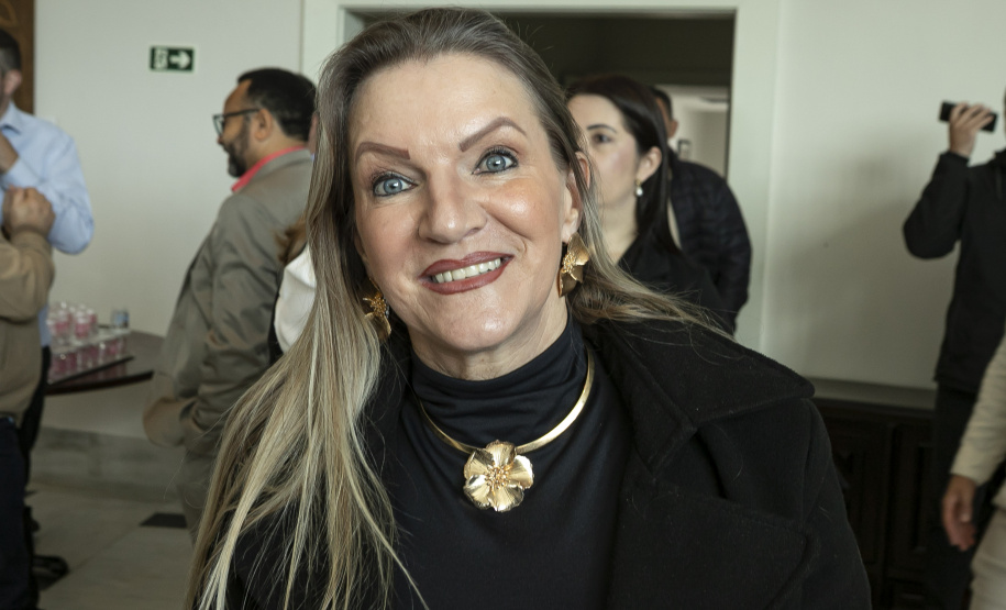A diretora do Centro Estadual de Educação Profissional Professor Miguel Carlos Parolo, Lucelia Terezinha Dziubate Ferreira, de Pitanga, fez questão de ressaltar a importância desse investimento para a comunidade escolar.