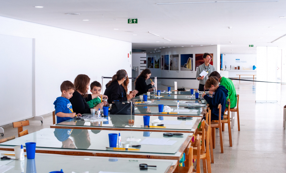 MON - Confira as oficinas e as mediações gratuitas de novembro no MON