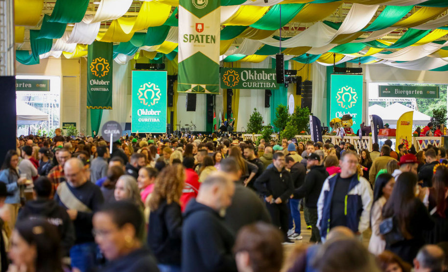 Oktoberfest aquece o turismo e celebra a cultura germânica em Francisco Beltrão e Curitiba