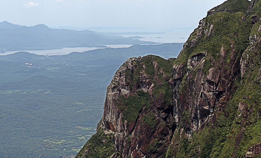 IAT faz alerta para a preparação adequada fora da temporada de montanha para evitar acidentes no Parque Estadual Pico do Marumb