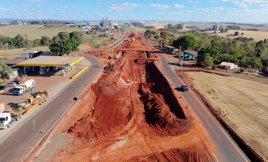 obra do novo viaduto de Lerroville