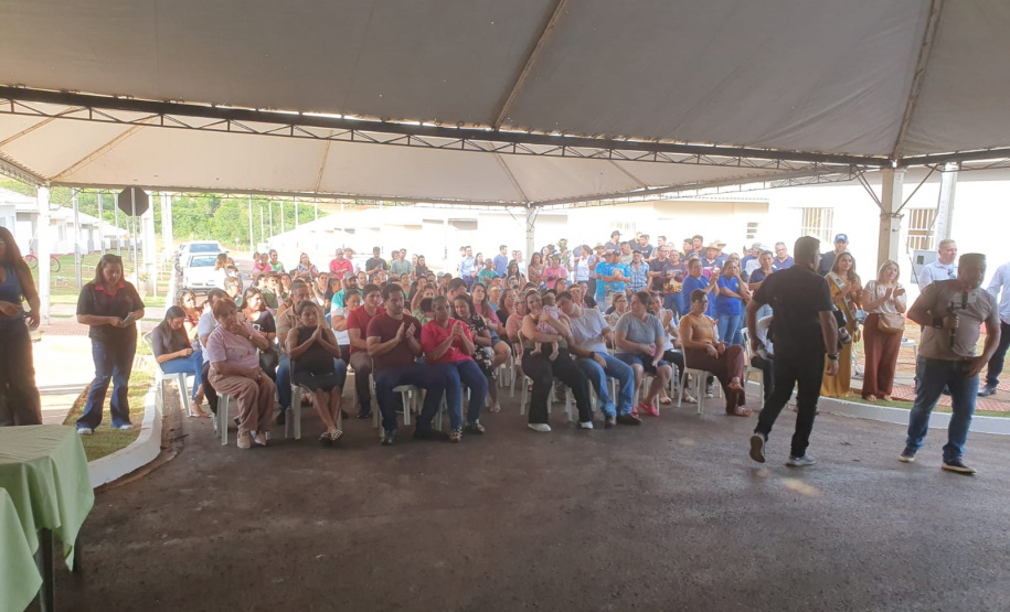 Com recursos do Estado, Cohapar entrega novo residencial no município de Quinta do Sol
