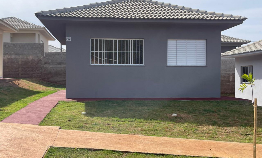 Com recursos do Estado, Cohapar entrega novo residencial no município de Quinta do Sol
