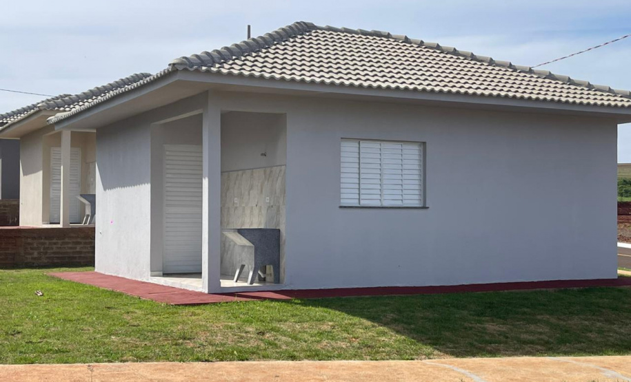 Com recursos do Estado, Cohapar entrega novo residencial no município de Quinta do Sol