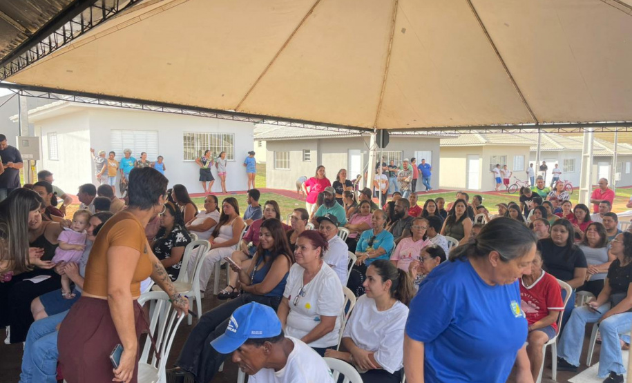 Com recursos do Estado, Cohapar entrega novo residencial no município de Quinta do Sol