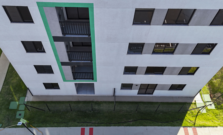 Londrina, 25 de outubro de 2024 - O governador em exercício Darci Piana inaugura residencial com 512 apartamentos dentro do programa Casa Fácil Paraná.