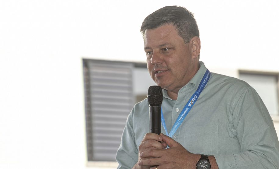 Londrina, 25 de outubro de 2024 - O governador em exercício Darci Piana inaugura residencial com 512 apartamentos dentro do programa Casa Fácil Paraná.