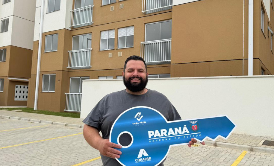 "COHAPAR - Entrega 1º mod Resid. Seminário em Rio Negro"