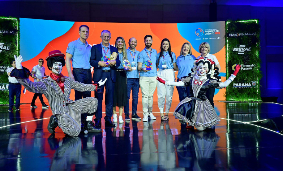 Encontro premia municípios e evidencia o papel do crédito no fortalecimento de micro e pequenas empresas