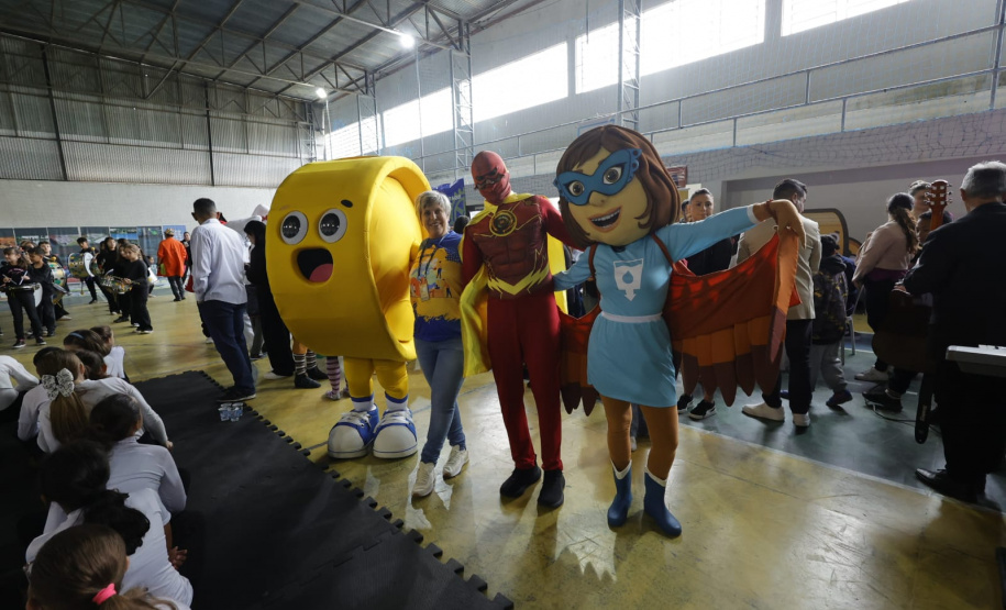 Em sua 8ª edição, Programa Sanepar Perto de Você serviços, lazer e educação à Lapa