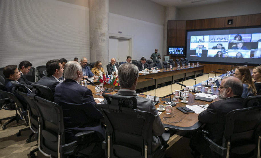 Curitiba, 23 de outubro de 2025 - Sessão plenária da Zicosul (por videoconferência).