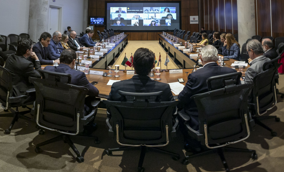 Curitiba, 23 de outubro de 2025 - Sessão plenária da Zicosul (por videoconferência).
