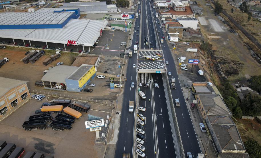 Viaduto do Sabará, no quilômetro 173 da rodovia BR-373, em Ponta Grossa, nos Campos Gerais.