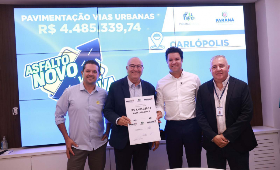 Governo do Estado autoriza licitações que somam R$ 64 milhões a oito regiões do Estado