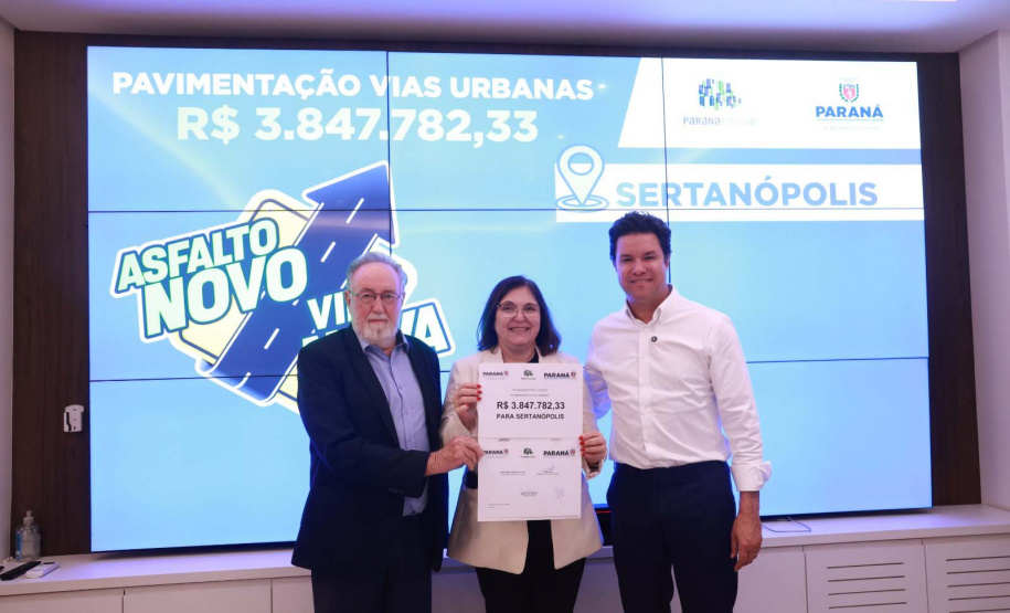 Governo do Estado autoriza licitações que somam R$ 64 milhões a oito regiões do Estado