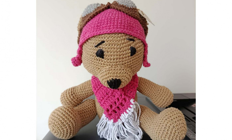 Mais de 4 mil amigurumis confeccionados por pessoas privadas de liberdade são distribuídos a crianças em Foz do Iguaçu