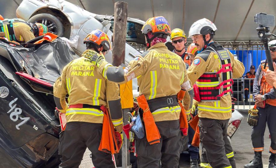 Bombeiros paranaenses vencem o 7º Desafio Nacional de Salvamento Veicular