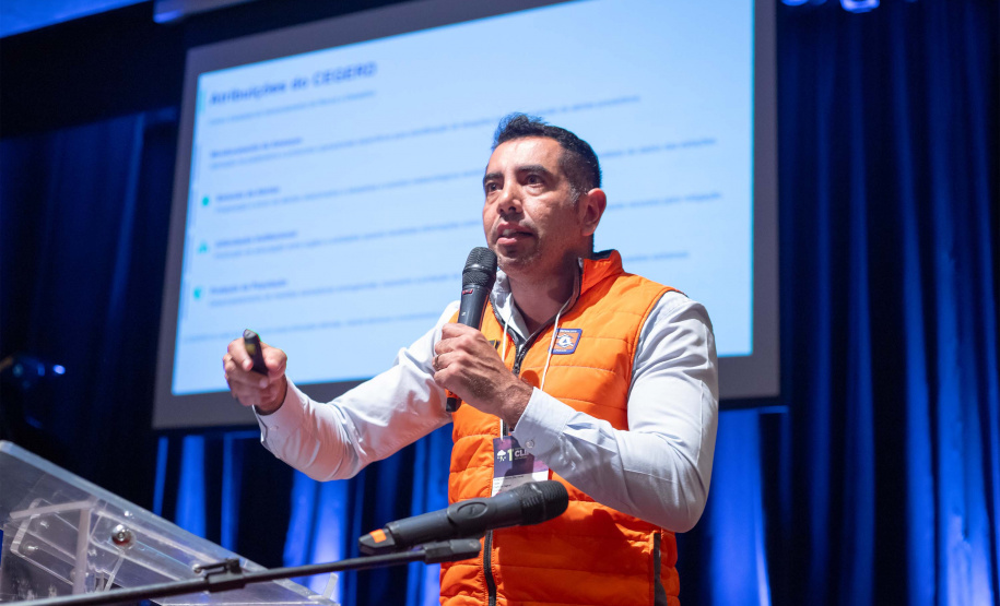 CONFERÊNCIA REÚNE REPRESENTANTES DE PREFEITURAS PARA INTERPRETAR DADOS METEOROLÓGICOS NO PARANÁ