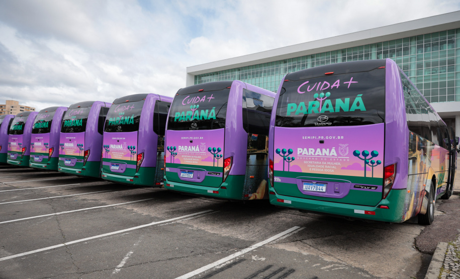 II Encontro Estadual de Gestores de Políticas do Cuidado, no Palácio Iguaçu.