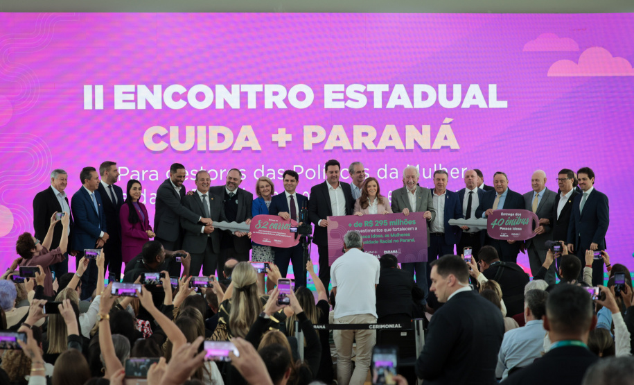 Lançamento do Paraná Amigo da Pessoa Idosa + repasse 399 cidades + Bolsa Cuidador