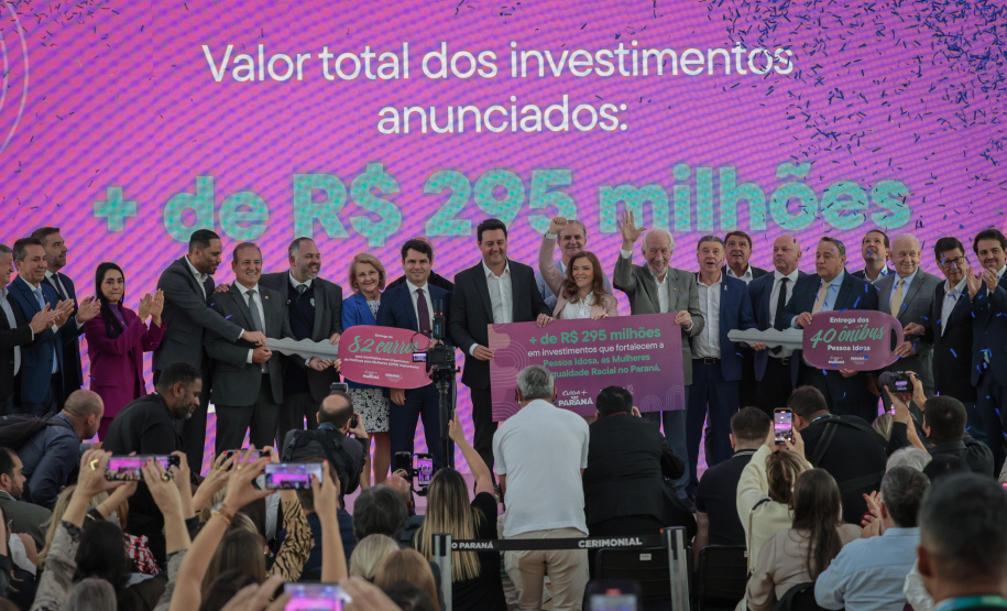 II Encontro Estadual de Gestores de Políticas do Cuidado, no Palácio Iguaçu.