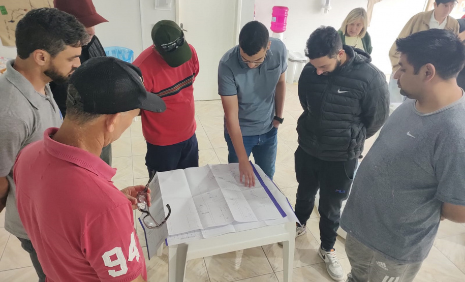 Sanepar oferece curso gratuito de manutenção hidráulica e ligação de esgoto para moradores de Piên