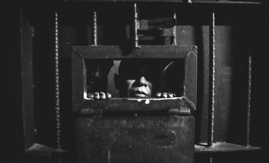 CULTURA: MIS-PR promove visita guiada noturna em exposição com temática carcerária