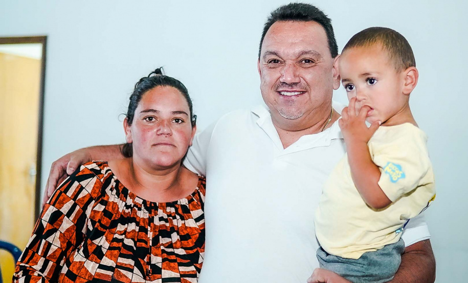 Entrega de Kits de Bebês