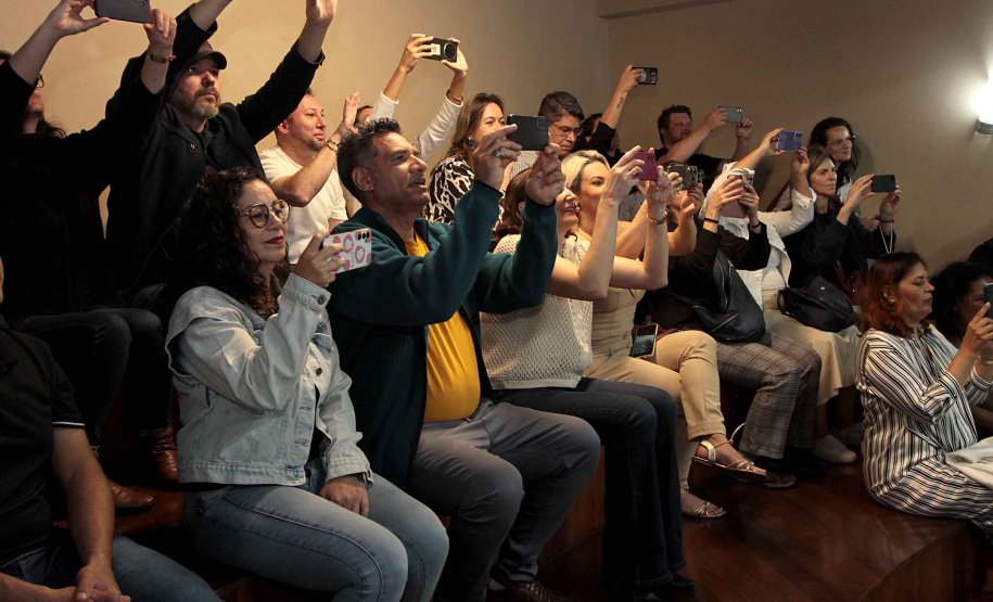 Alunos do CJAP recebem certificação internacional da República Tcheca