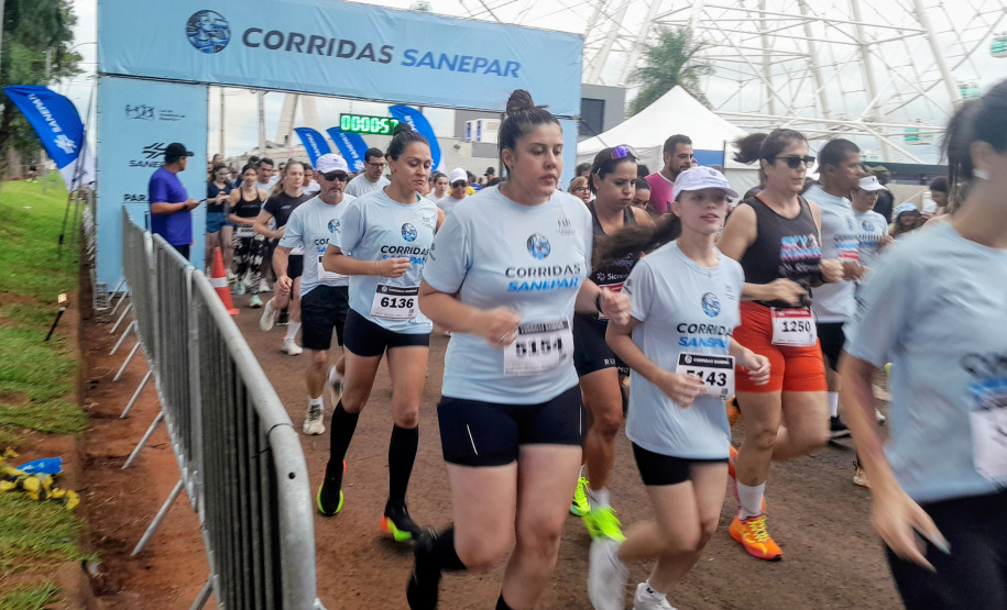 Foz do Iguaçu encerra o circuito Corridas Sanepar no interior com recorde de público