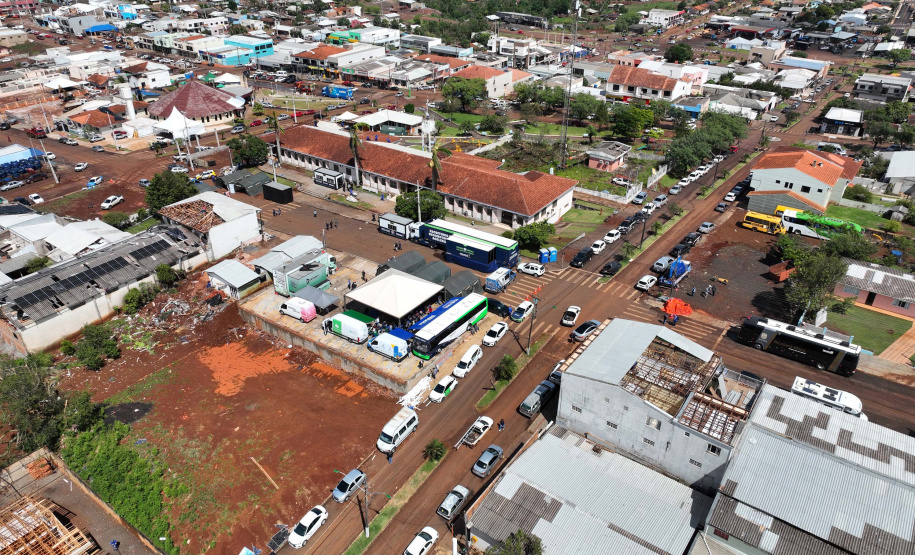 Rio Bonito do Iguaçu reúne serviços essenciais para população em Centro Cívico