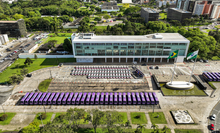 II Encontro Estadual de Gestores de Políticas do Cuidado, no Palácio Iguaçu.