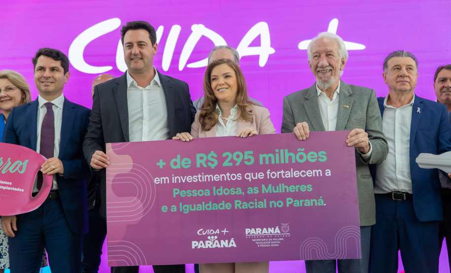 II Encontro Estadual de Gestores de Políticas do Cuidado, no Palácio Iguaçu.