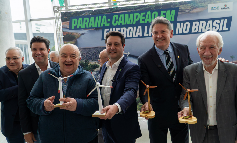 Investimentos públicos e privados ampliam e diversificam matriz energética limpa do Paraná