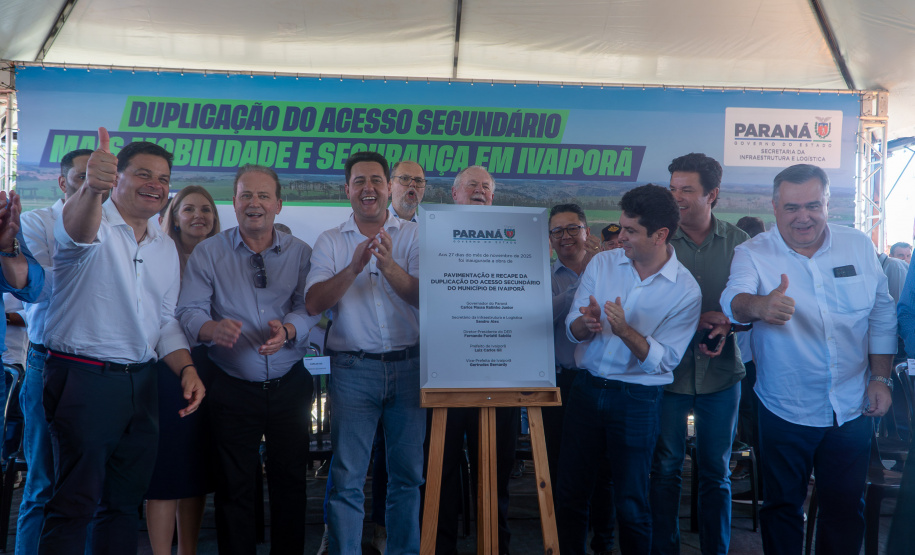 GOVERNADOR RODOVIA ANÚNCIO OBRAS