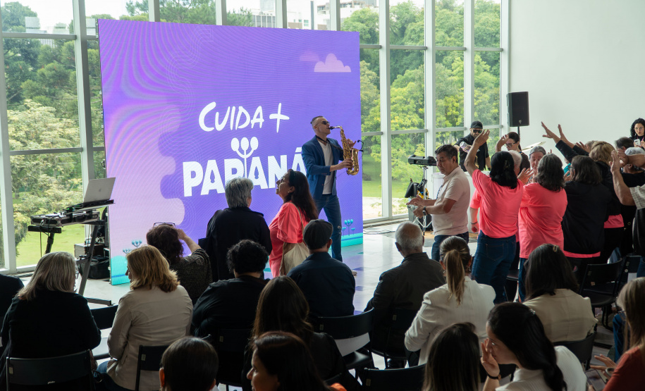 II Encontro Estadual de Gestores de Políticas do Cuidado, no Palácio Iguaçu.