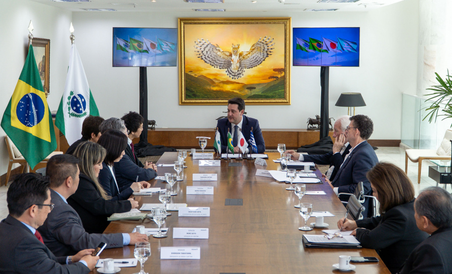 Governador Ratinho Junior recebe honraria de província japonesa