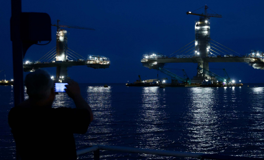 Ritmo acelerado: Ponte de Guaratuba chega a 80% de execução