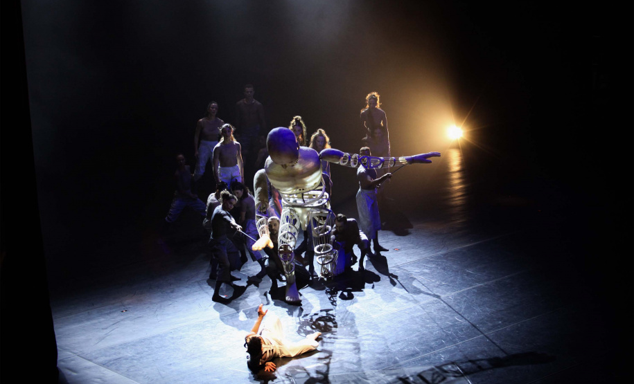 Indicada ao APCA, “Contraponto” reúne mais de 4 mil espectadores no Guairão