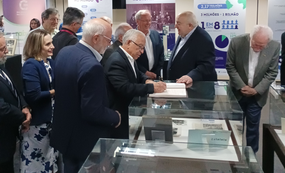 DARCI PIANA - ARQUIVO PÚBLICO